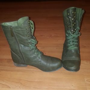 Women Boots- Size 11